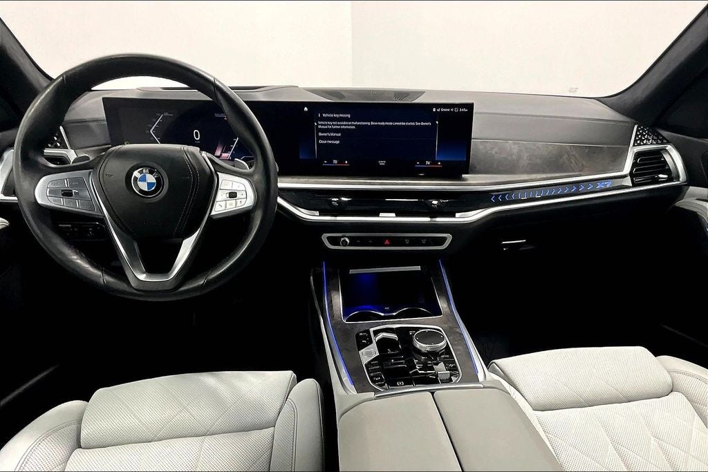 2023 BMW X7 xDrive40i
