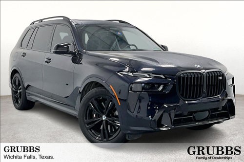 2023 BMW X7 M60i