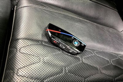 2023 BMW X7 M60i