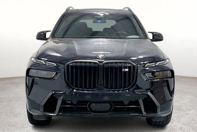2023 BMW X7 M60i