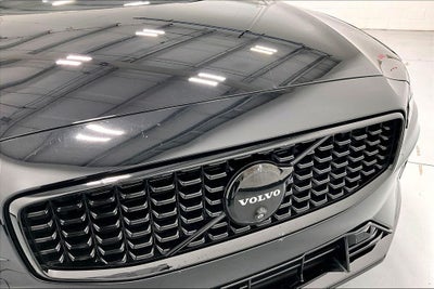2024 Volvo S60 B5 Plus Black Edition