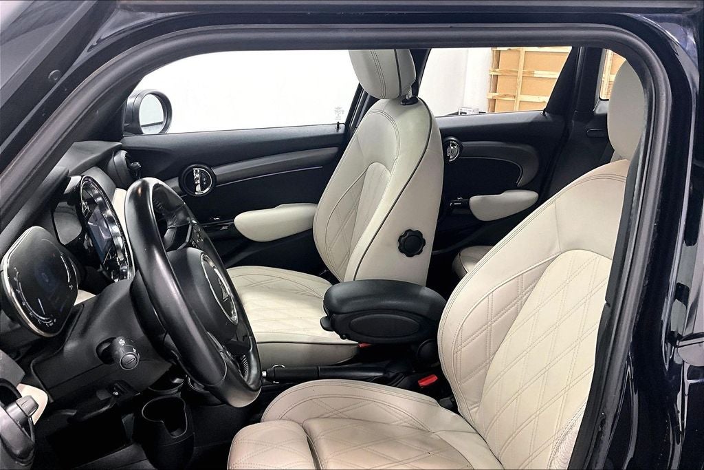 2022 MINI Cooper S Signature