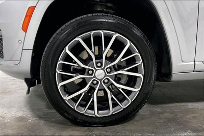 2022 Jeep Grand Cherokee L Summit