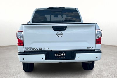 2023 Nissan Titan SV