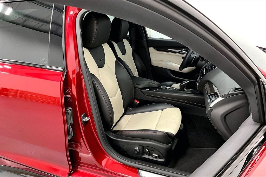 2023 Cadillac CT5 Sport