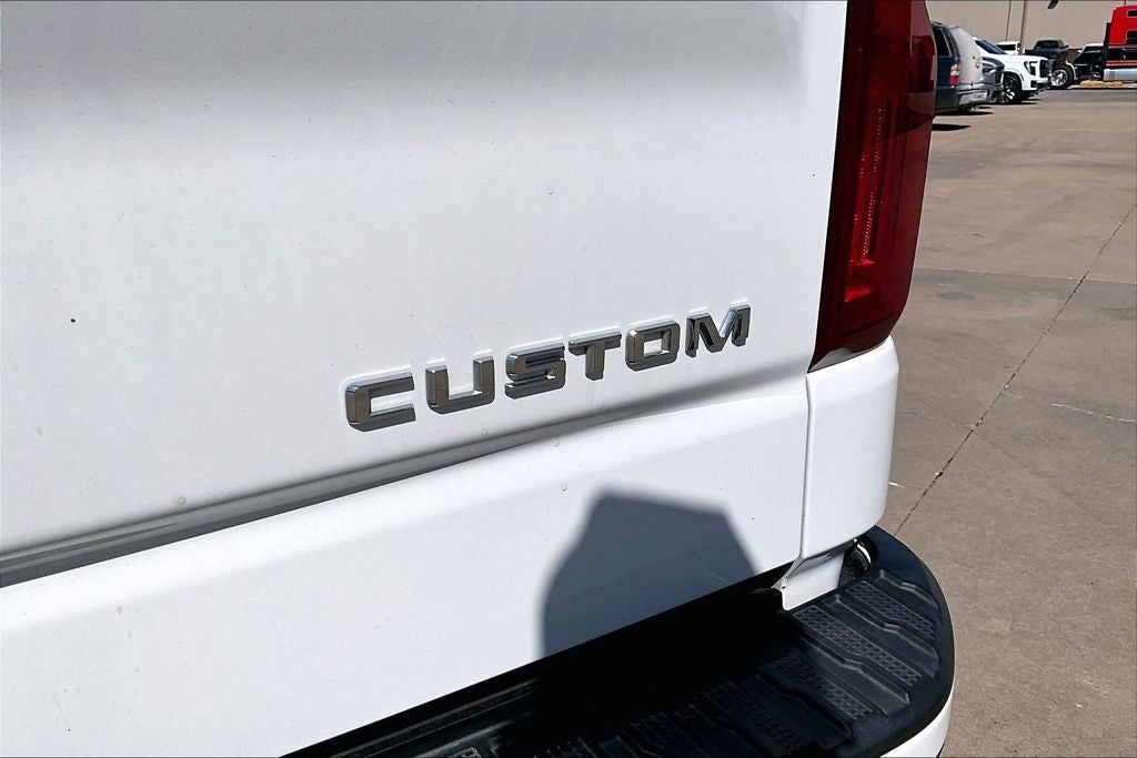 2021 Chevrolet Silverado 1500 Custom