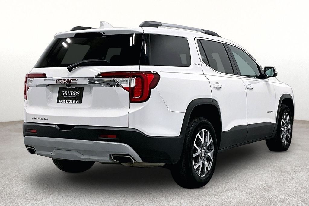 2022 GMC Acadia SLT