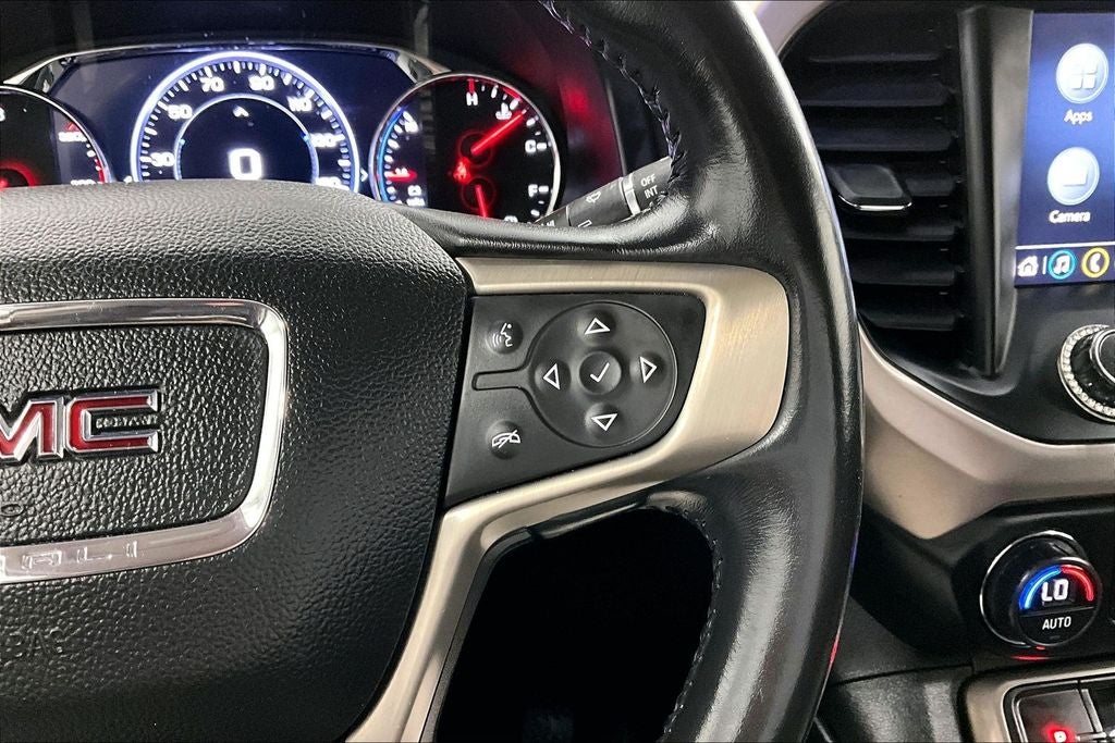 2022 GMC Acadia Denali
