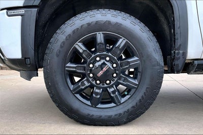 2024 GMC Sierra 2500HD AT4