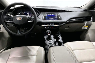 2023 Cadillac XT4 Premium Luxury