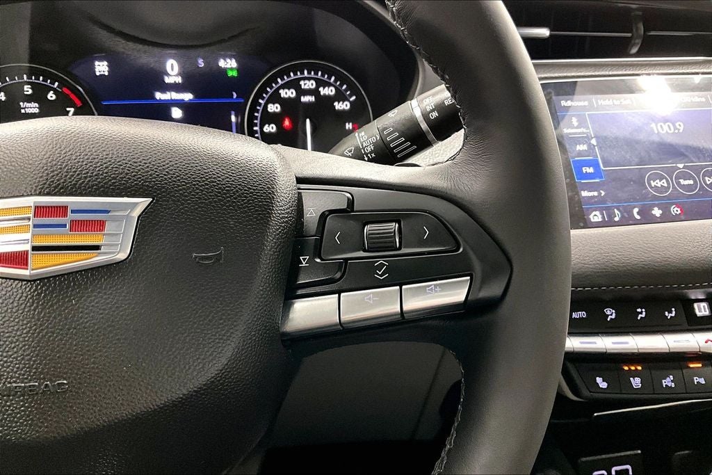 2023 Cadillac XT4 Premium Luxury