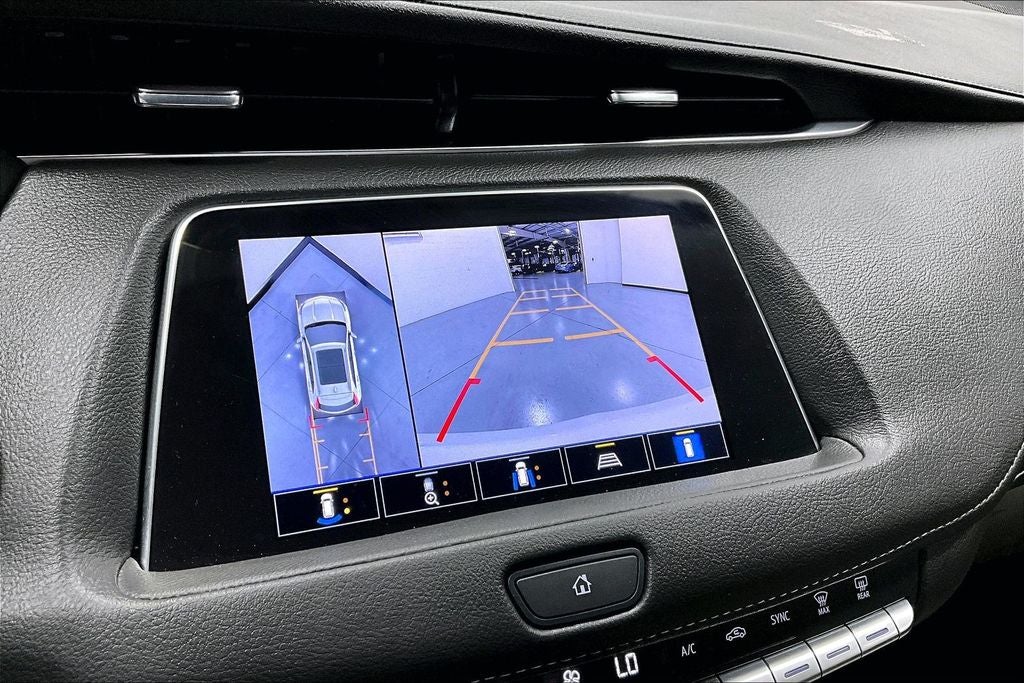 2023 Cadillac XT4 Premium Luxury