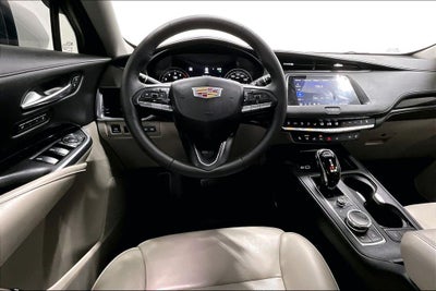 2023 Cadillac XT4 Premium Luxury