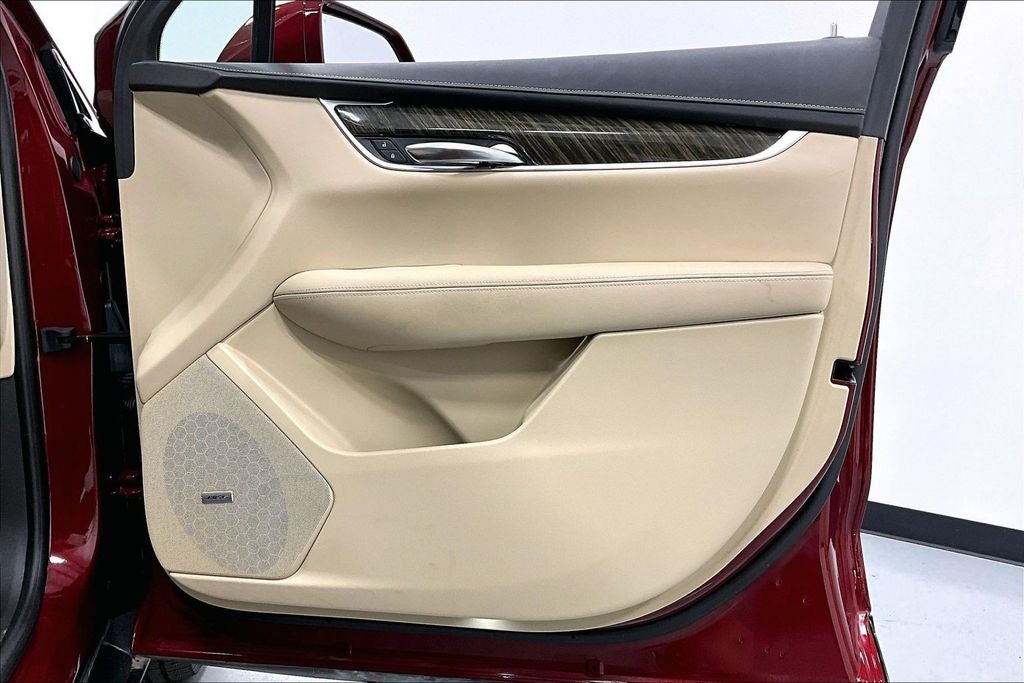 2017 Cadillac XT5 Base