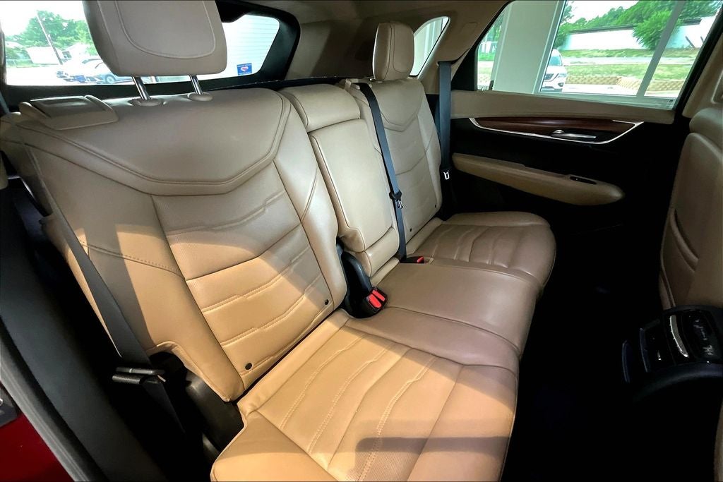 2018 Cadillac XT5 Platinum