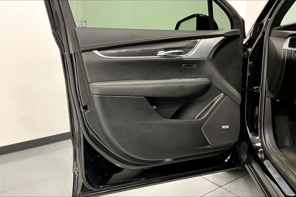 2024 Cadillac XT6 Sport