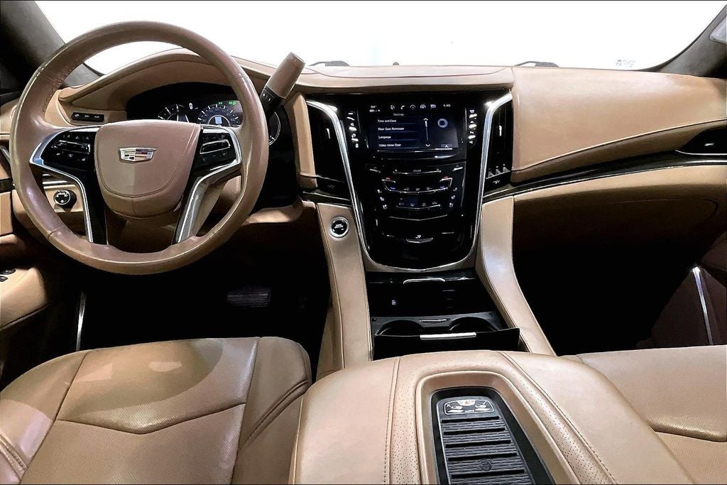2018 Cadillac Escalade Platinum Edition