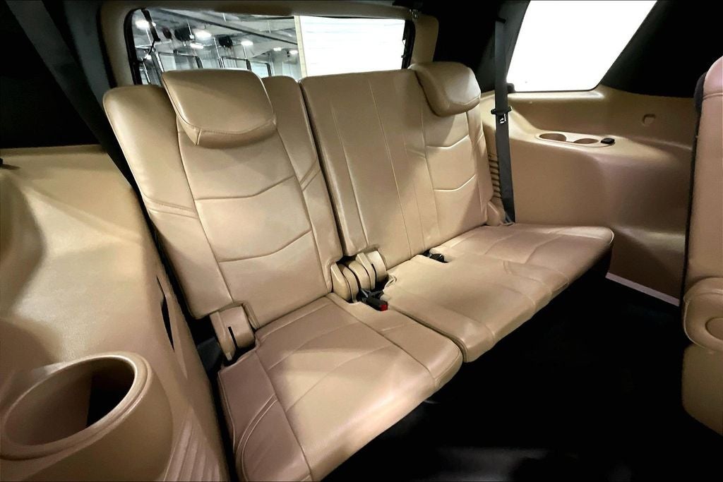 2018 Cadillac Escalade Platinum Edition