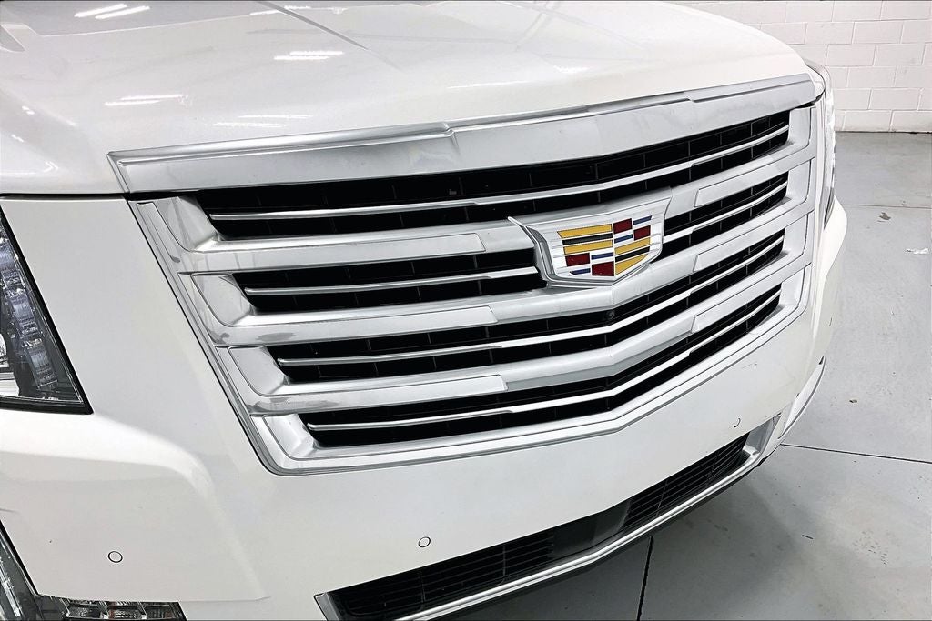 2018 Cadillac Escalade Platinum Edition