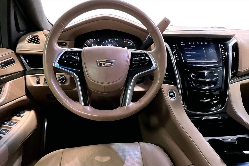 2018 Cadillac Escalade Platinum Edition