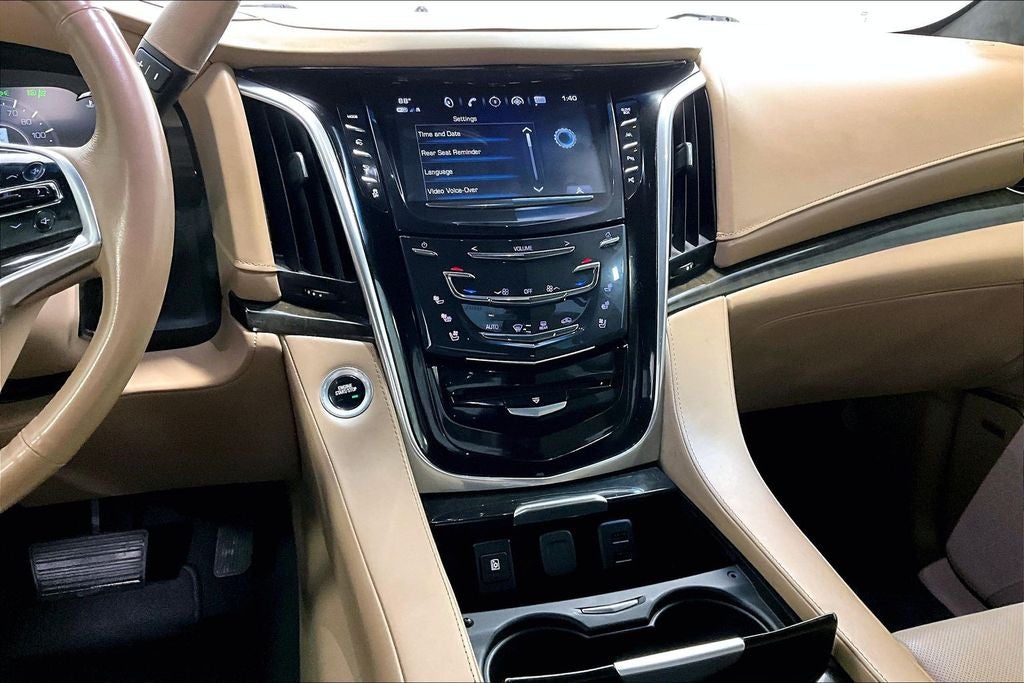 2018 Cadillac Escalade Platinum Edition