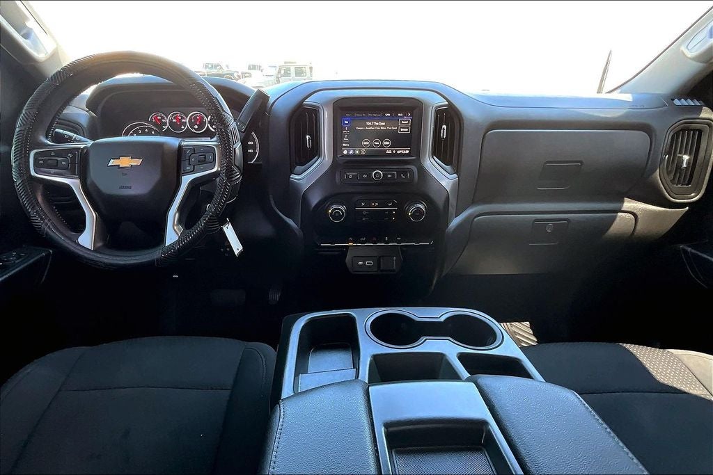 2022 Chevrolet Silverado 1500 LTD Custom