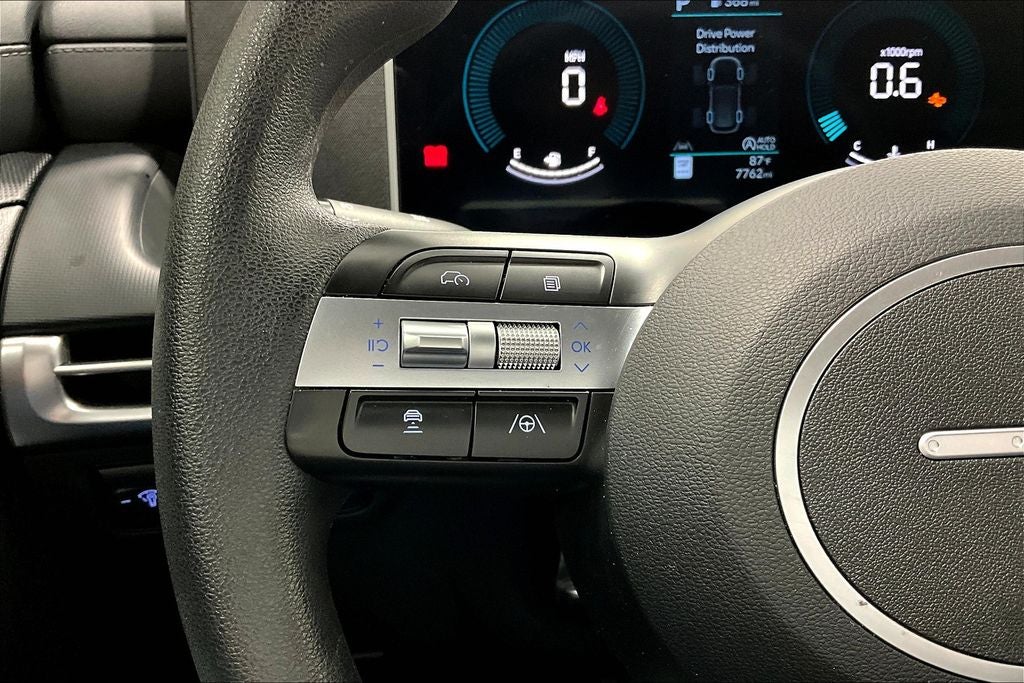 2025 Hyundai TUCSON SE