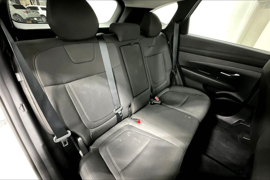 2025 Hyundai TUCSON SE