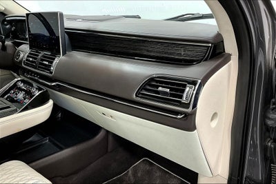 2023 Lincoln Navigator Black Label