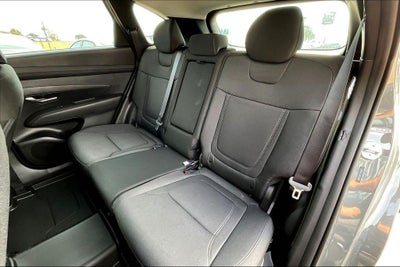 2026 Hyundai TUCSON SE FWD