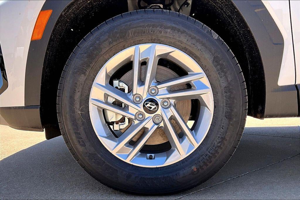 2025 Hyundai TUCSON SE AWD