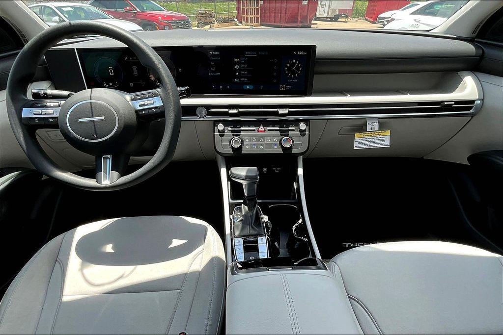 2025 Hyundai TUCSON SE AWD