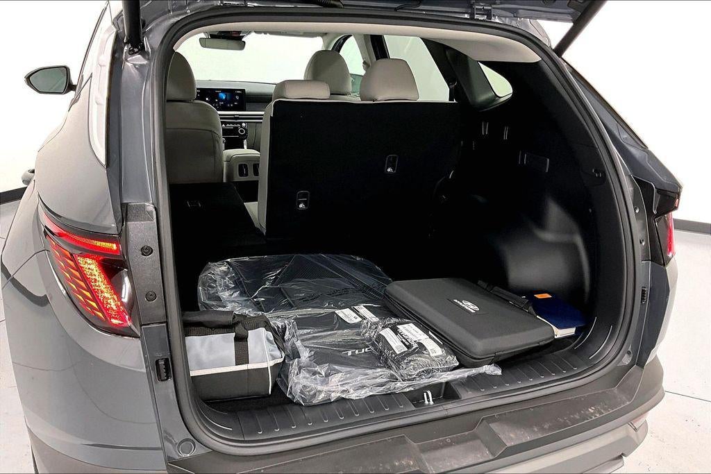 2026 Hyundai TUCSON SEL Premium FWD