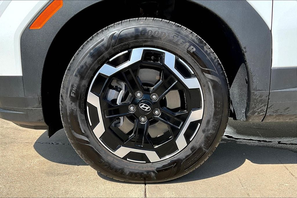 2025 Hyundai SANTA FE SE