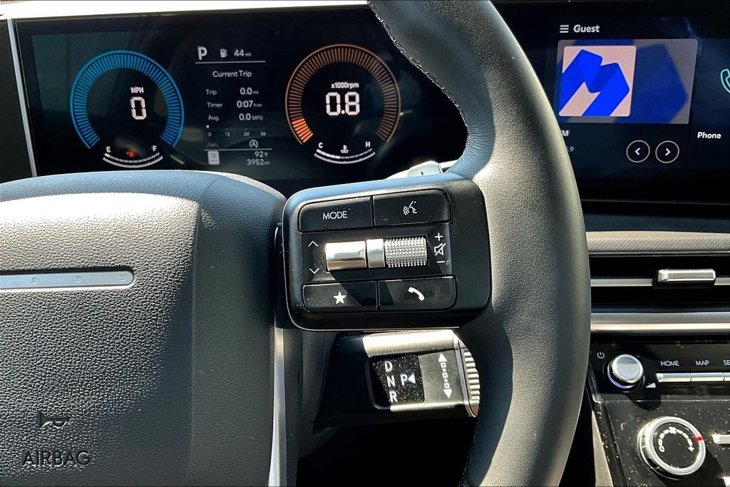 2025 Hyundai SANTA FE SE