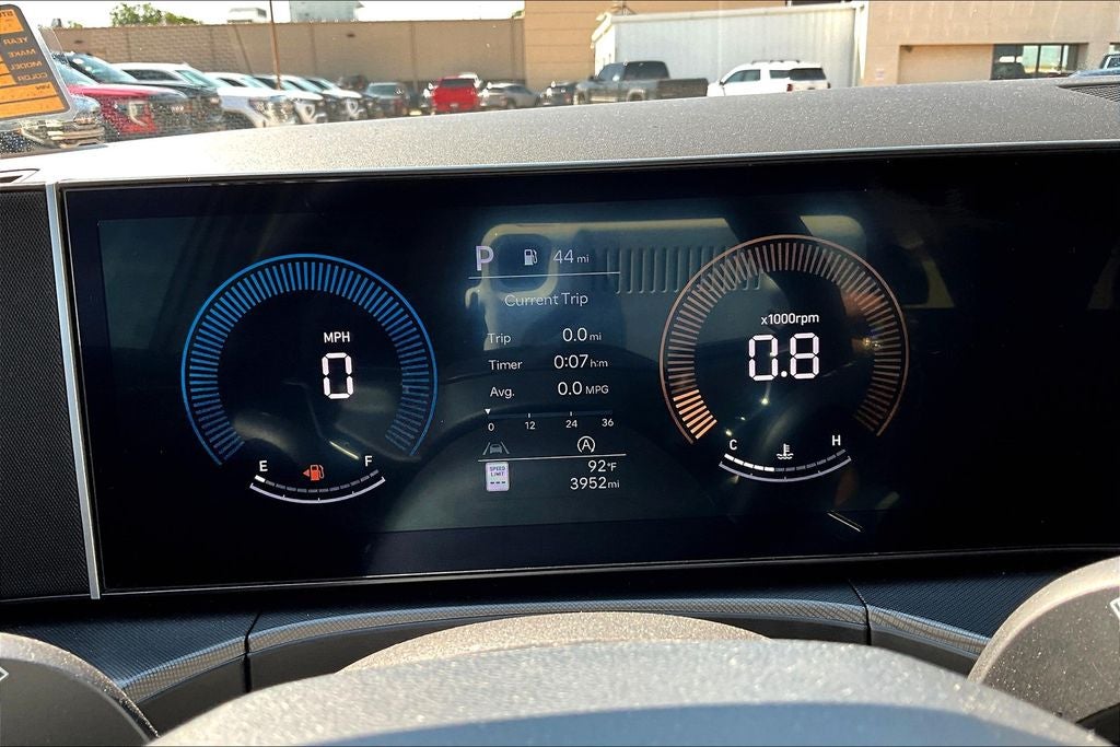 2025 Hyundai SANTA FE SE