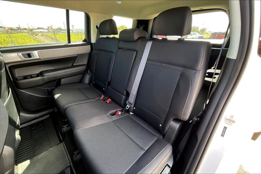 2026 Hyundai SANTA FE SE FWD