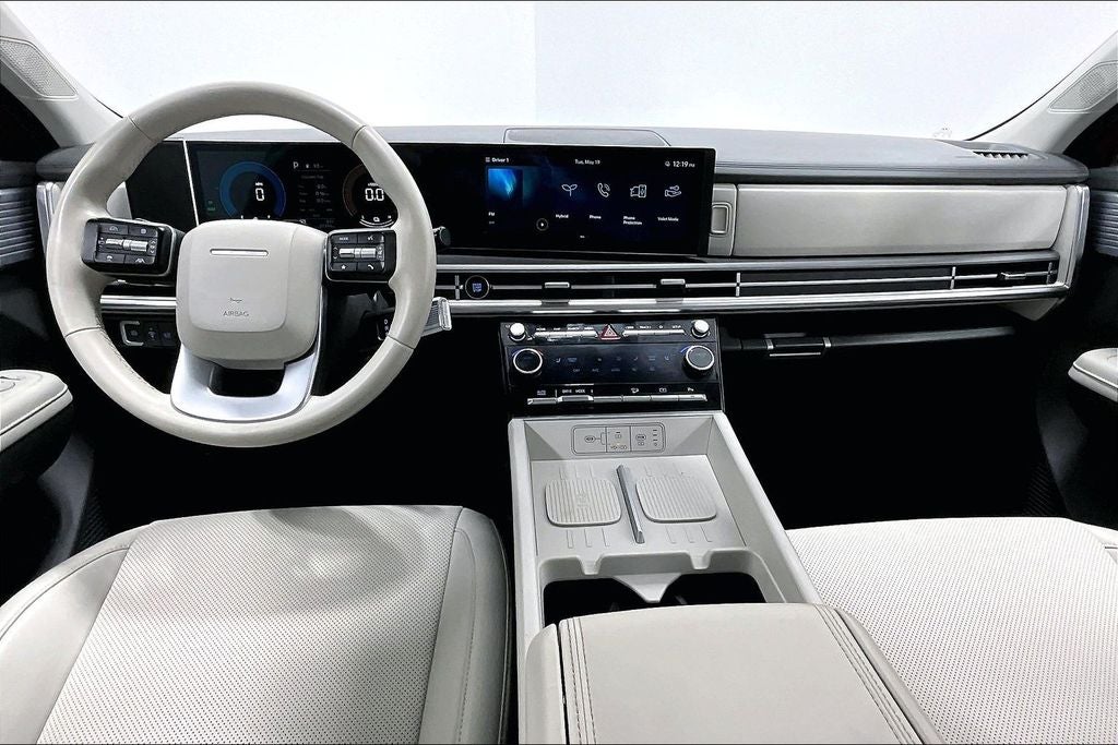 2025 Hyundai SANTA FE HYBRID SEL