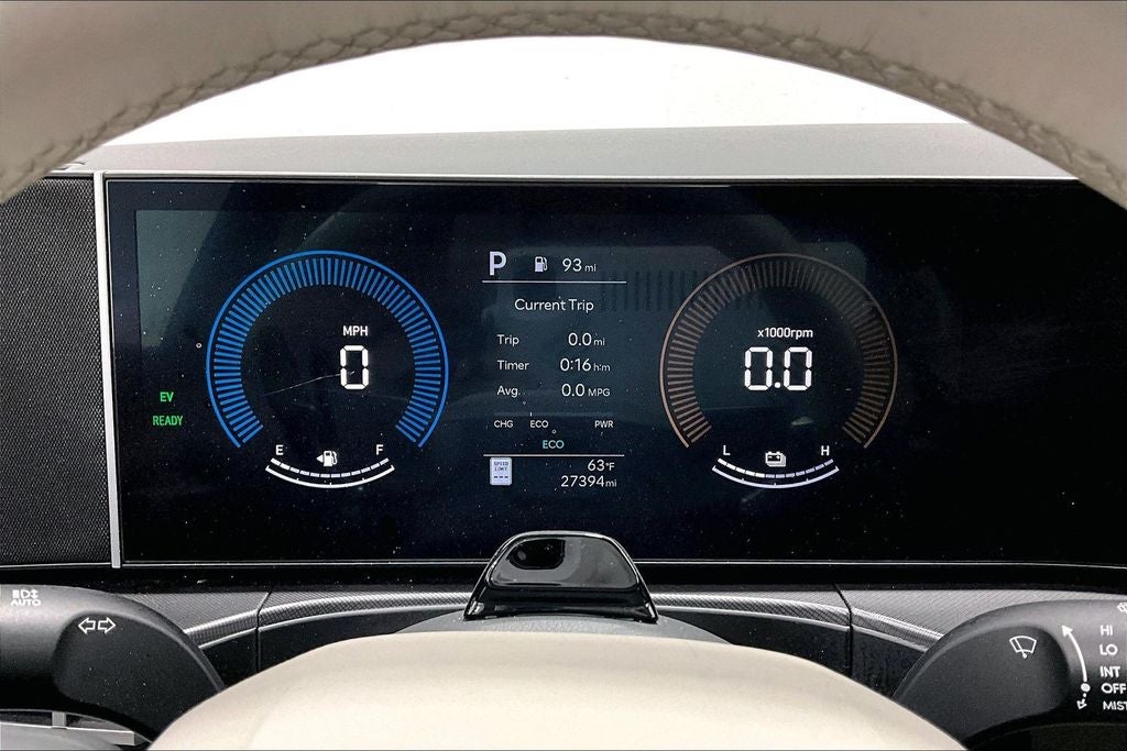 2025 Hyundai SANTA FE HYBRID SEL
