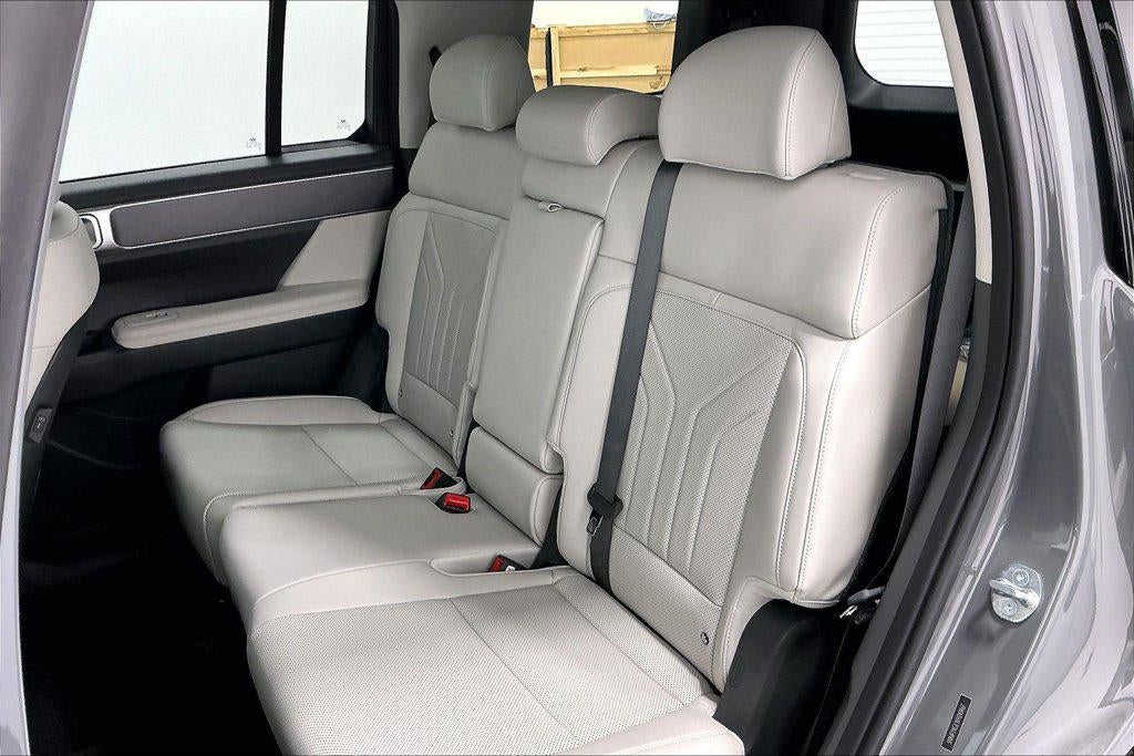 2027 Hyundai SANTA FE SEL FWD