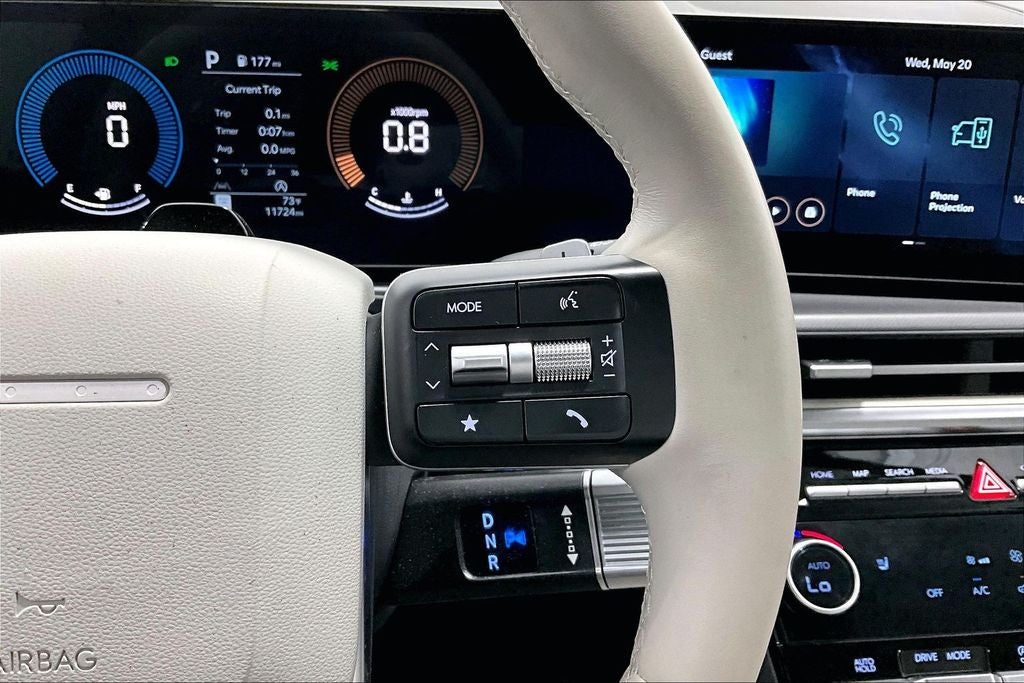 2025 Hyundai SANTA FE SEL