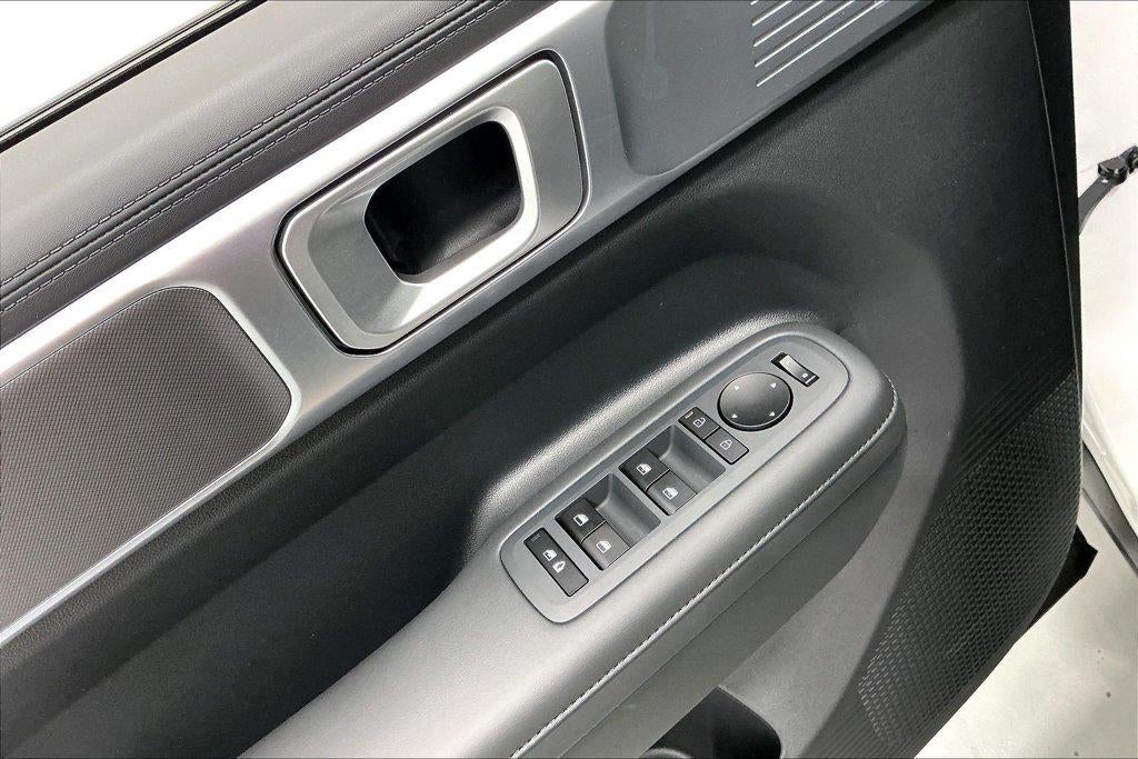 2027 Hyundai SANTA FE SEL FWD