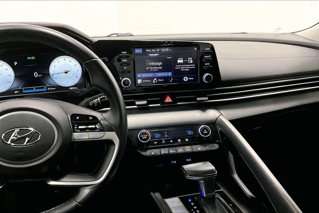 2022 Hyundai ELANTRA SEL