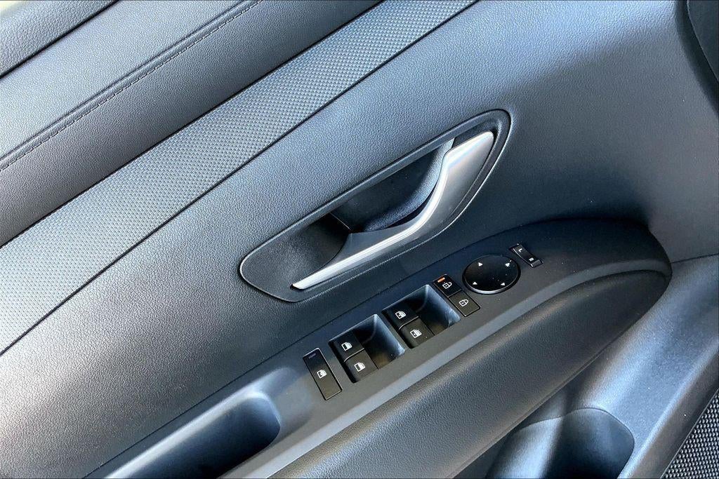 2027 Hyundai SANTA CRUZ SEL Activity FWD