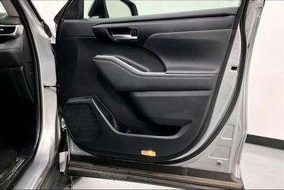 2024 Toyota Highlander Hybrid XLE