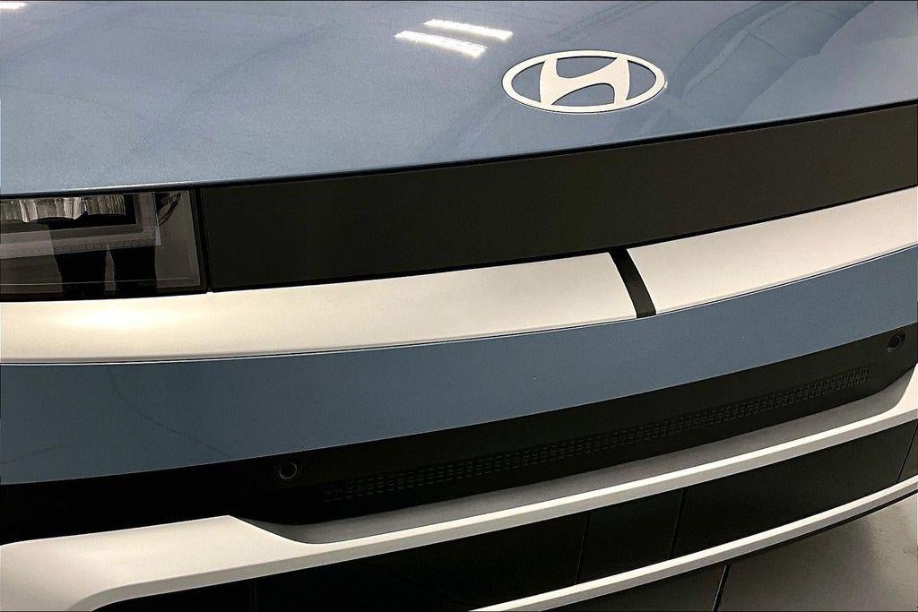 2026 Hyundai IONIQ 5 SE Standard Range