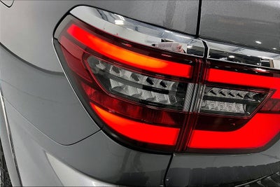 2022 Nissan Armada SV