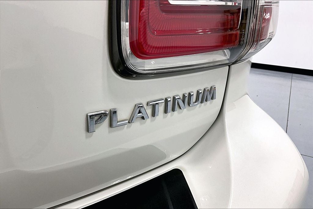 2019 Nissan Armada Platinum