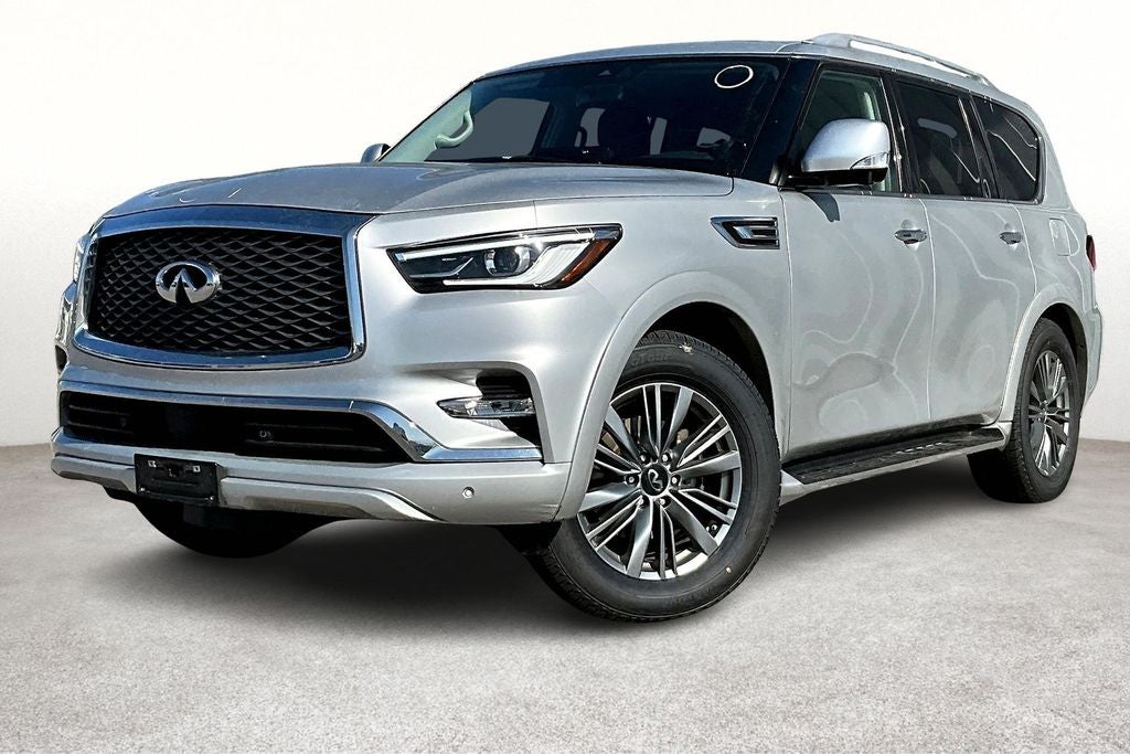 2022 INFINITI QX80 LUXE