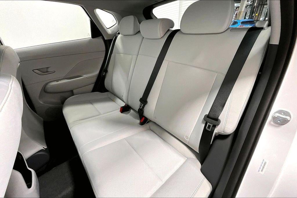 2026 Hyundai KONA SE FWD